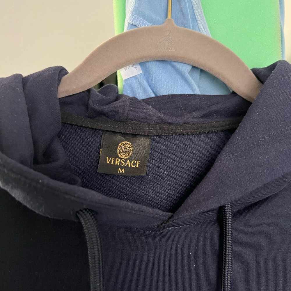 Women medium Versace track suit like new